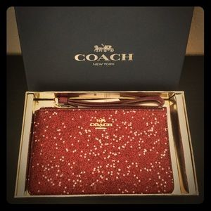 Coach Holiday Glitter Boxed Wristlet - Scarlett